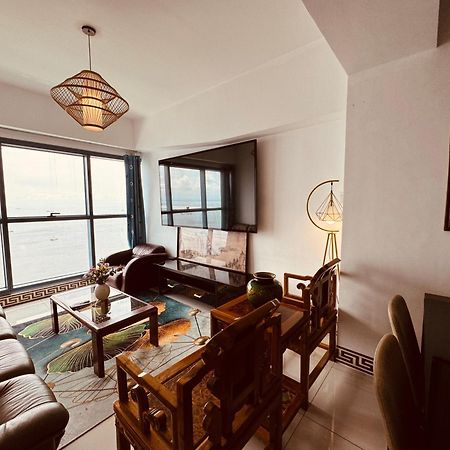 Appartamento Sunset House Roxas Bay Manila Esterno foto