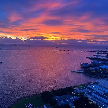 Appartamento Sunset House Roxas Bay Manila Esterno foto
