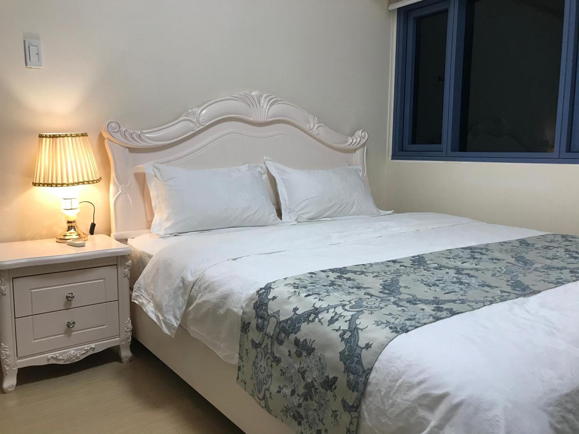 Appartamento Sunset House Roxas Bay Manila Esterno foto