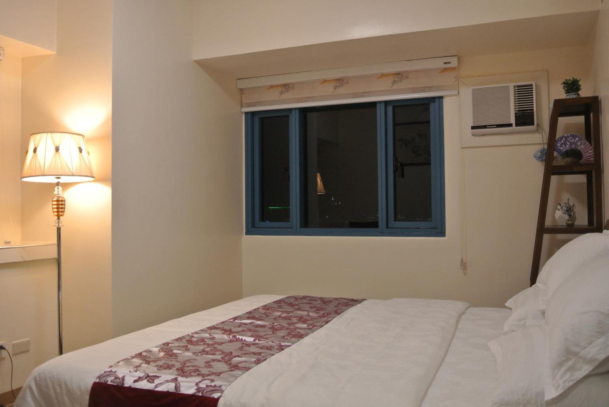 Appartamento Sunset House Roxas Bay Manila Esterno foto