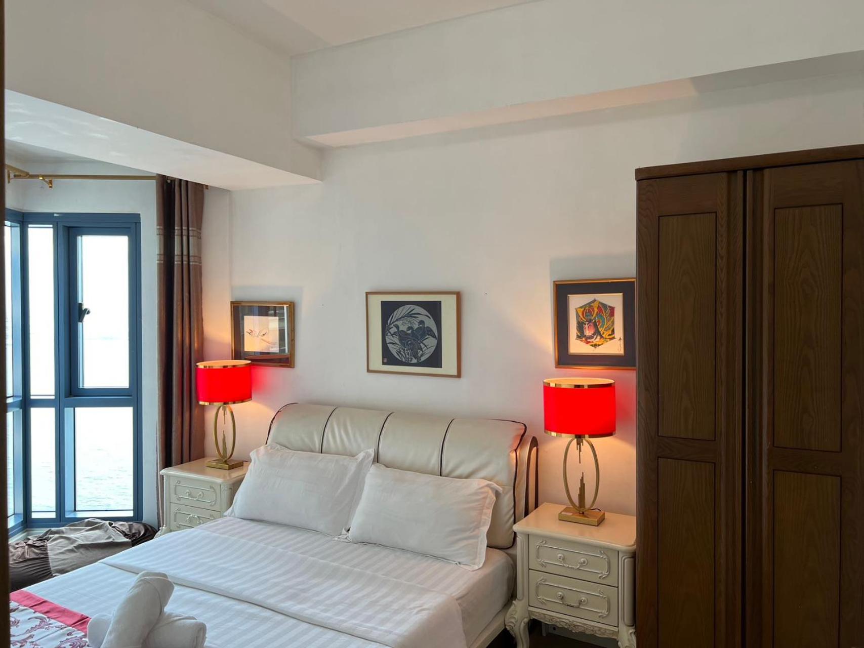 Appartamento Sunset House Roxas Bay Manila Esterno foto