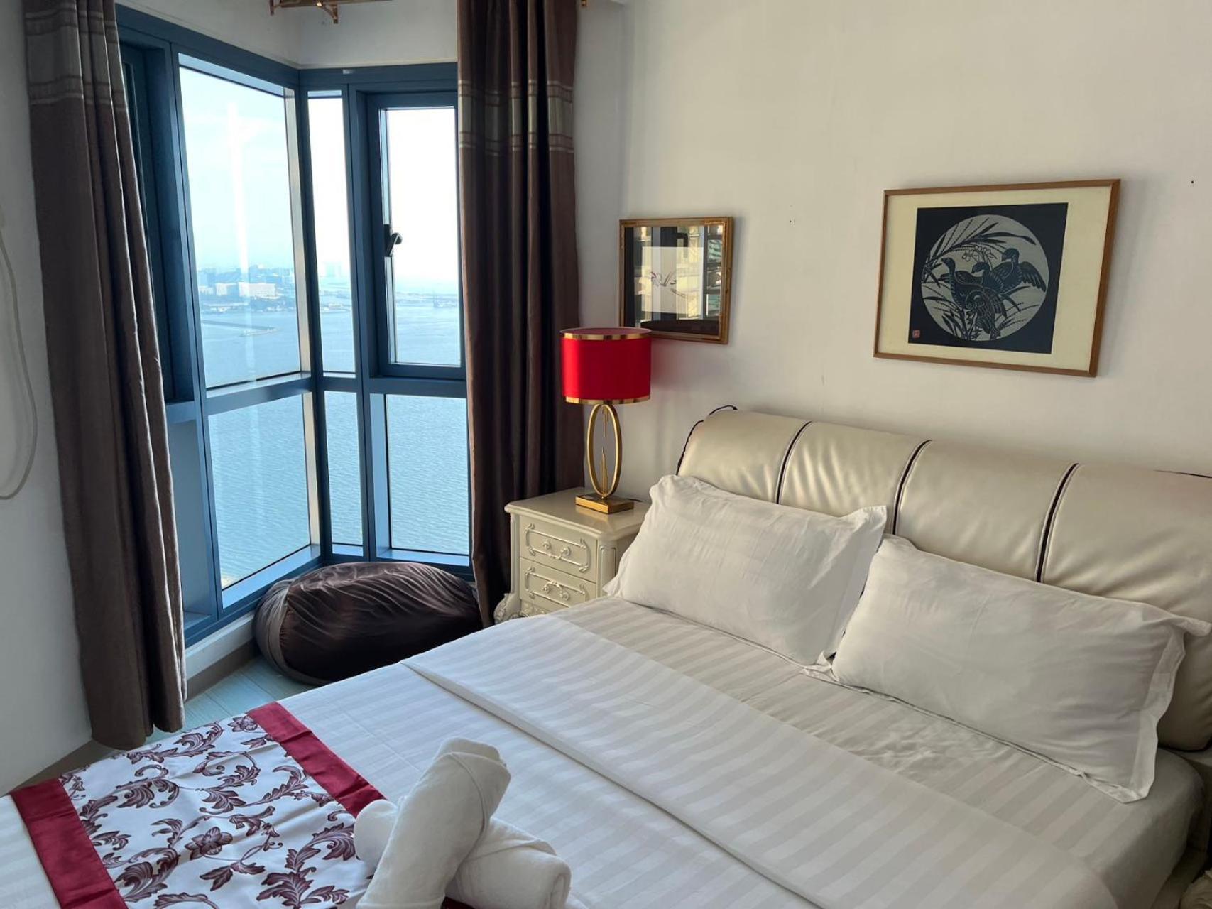 Appartamento Sunset House Roxas Bay Manila Esterno foto